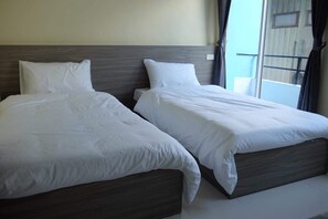 Free WiFi, bed sheets