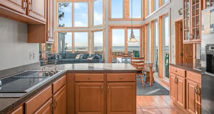 Sunkissed Shores | Bayfront Retreat, Private Pier, Arcade Loft, King Suites & Epic Sunset Views