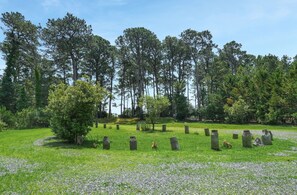 Miscellaneous - Sunkissed Shores - Waterfront; Boat dock! (Chincoteague Island)