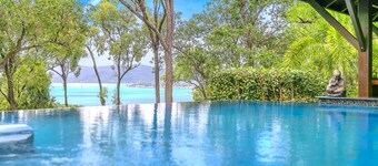 Balinese Resort Style House, sea views, wet edge pool