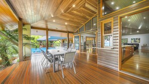 Outdoor dining - Balinese Resort Style House, sea views, wet edge pool (Woodwark)