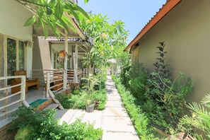 Interior entrance - Angels Bungalow Nusa Penida (Penida Island)