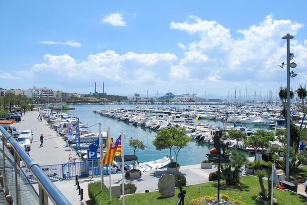 Wasser, Himmel, Daytime, Azurblau, Gebäude, Küsten Und Ozeanische Forms, Gewässer, Landschaft, Strand, Natürliche Landschaft