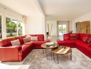 TV - Wonderful private villa for 6 guests with WIFI, A/C, private pool, TV, terrace and panoramic view (Altea)