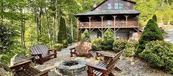 Luxury Cabin with Mountain Views, Fire pit, Hot tub and more !