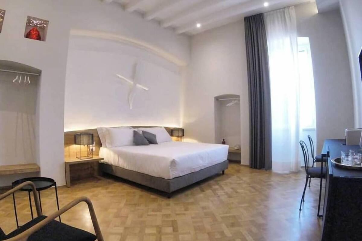 Coffres-forts dans les chambres, rideaux occultants
