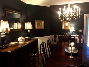 Dining - Historic Edgartown House (Edgartown)