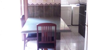 Unclassified image, 3 of 12, button - Apartamento 9 (Mixco)