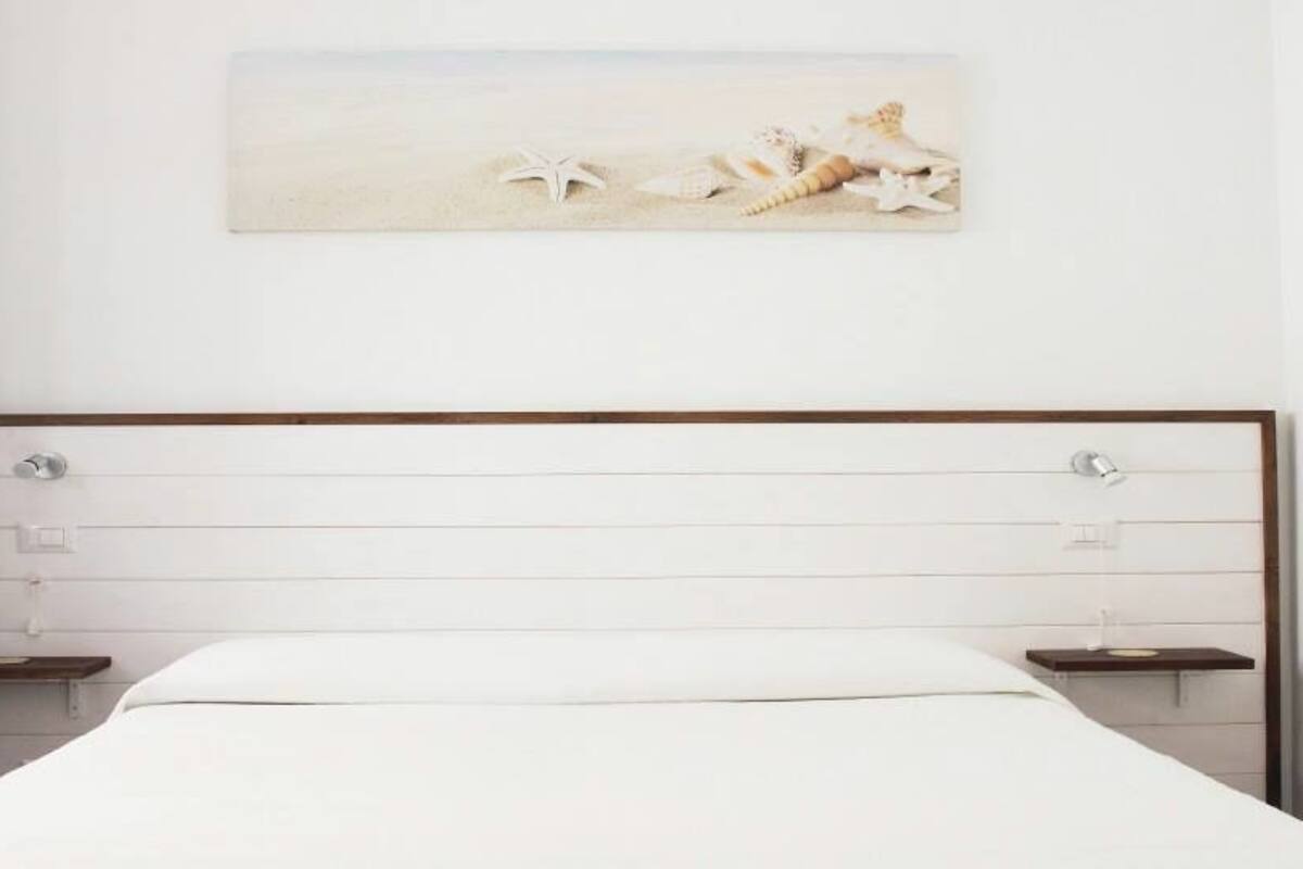 Superior Double or Twin Room | Soundproofing, free WiFi, bed sheets, wheelchair access