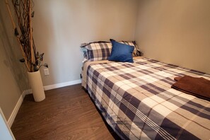 4 多间卧室、高速上网、床单