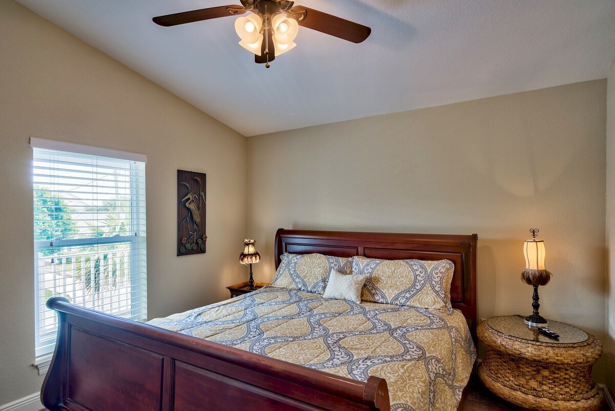 Photo 30 of 6 Bed 6 Bath with Private Heated Pool. 1 block to Beach!