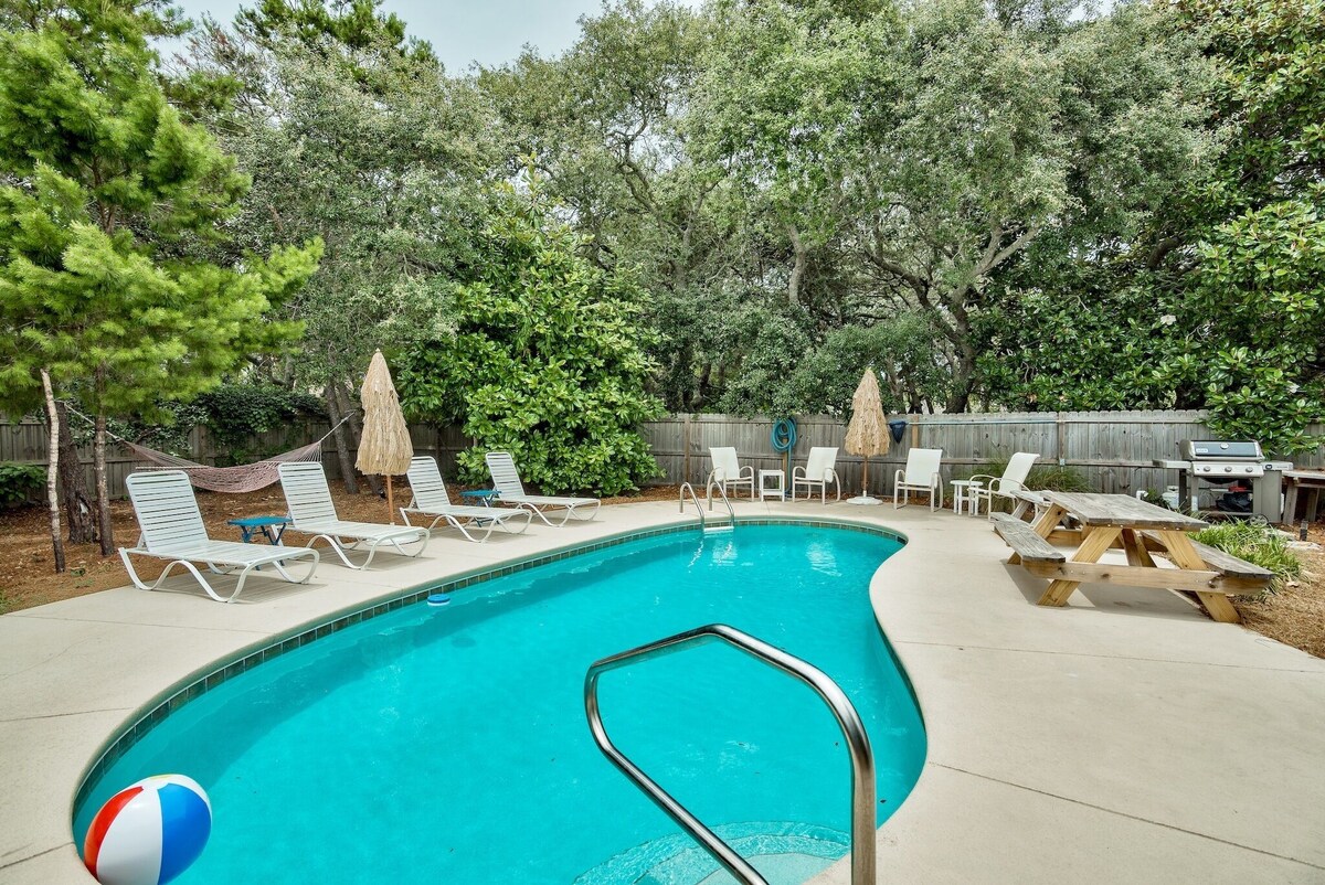 Photo 13 of 6 Bed 6 Bath with Private Heated Pool. 1 block to Beach!