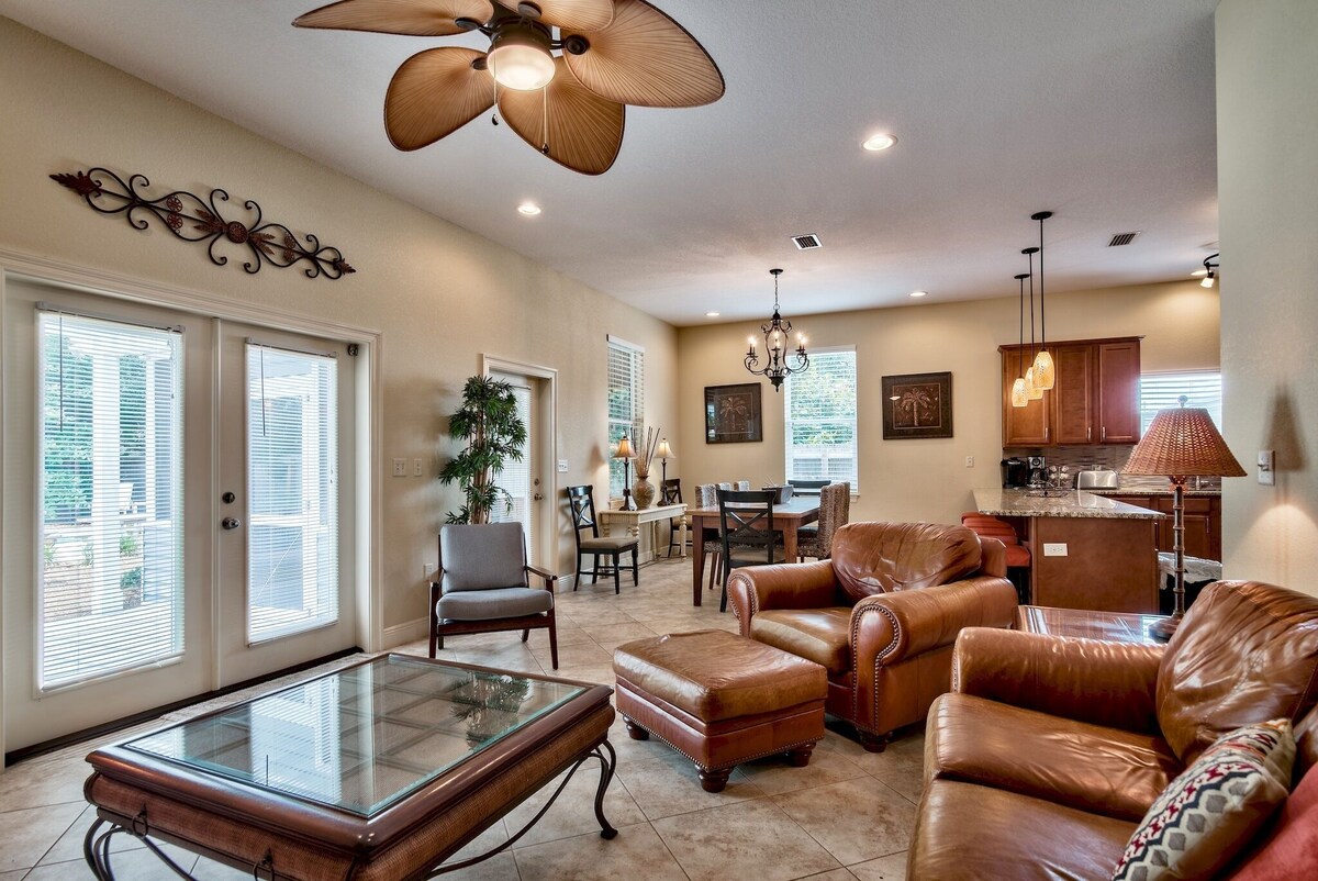 Photo 14 of 6 Bed 6 Bath with Private Heated Pool. 1 block to Beach!