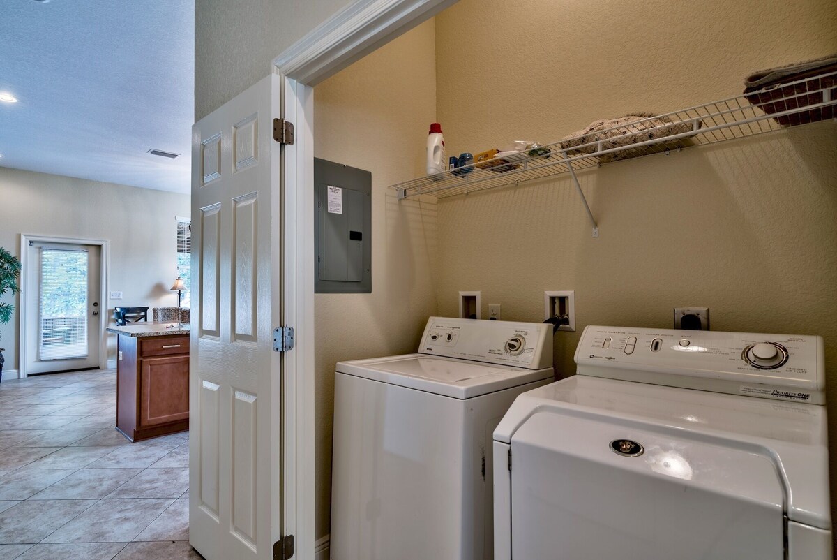 Photo 36 of 6 Bed 6 Bath with Private Heated Pool. 1 block to Beach!