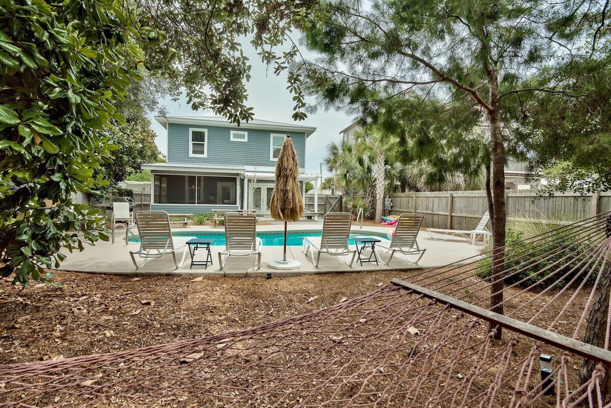 Photo 9 of 6 Bed 6 Bath with Private Heated Pool. 1 block to Beach!