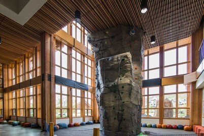 Ski In/Out Double Studio, The Lodge at Spruce Peak