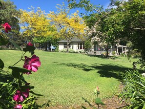 Exterior detail - ELLSTONE farm,4km from Mba, mountain views,private,spa.Wifi.(linen extra fee) (Martinborough)