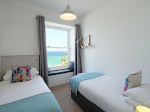 4 Schlafzimmer, Bügeleisen/Bügelbrett, Reisekinderbett, kostenloses WLAN