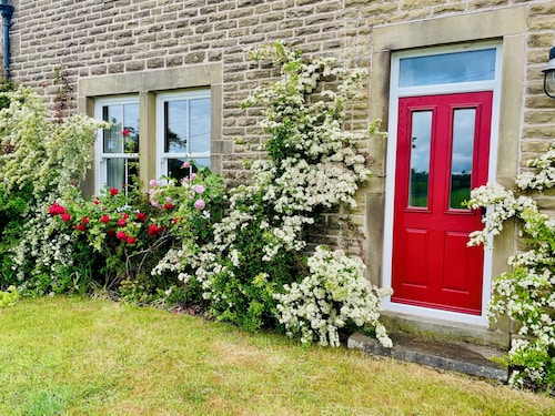 Luxurious Granny House Bell Busk Malhamdale Yorkshire Dales National Park
