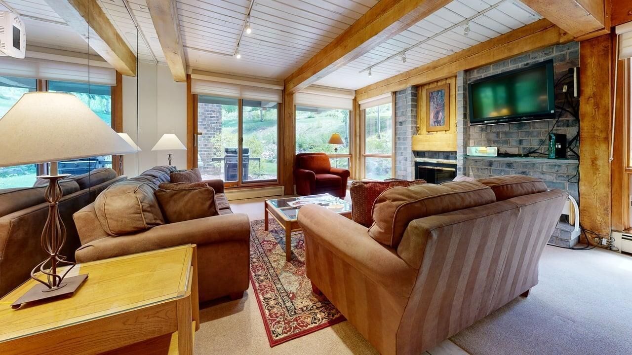 Flachbildfernseher, Kamin