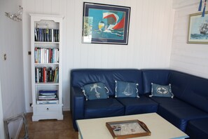 Fernseher, Kamin, DVD-Player, Tischtennisplatte