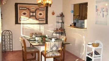 تناول الطعام