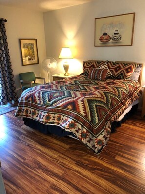 2 bedrooms, iron/ironing board, free WiFi, bed sheets - Sedona Red Rock Private Casita (sedona)