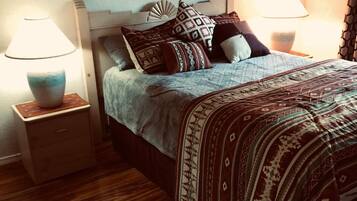 2 عدّة غرف نوم ومكواة/لوح كي وواي فاي مجانًا وملاءات أسرّة