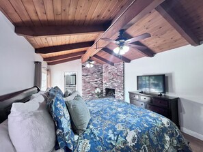 4 Schlafzimmer, Bügeleisen/Bügelbrett, kostenloses WLAN, Bettwäsche