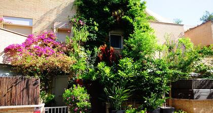 CHARMING HOUSE IN BARCELONA NEAR THE BEACH