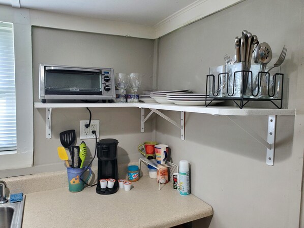 Fridge, microwave, coffee/tea maker, electric kettle