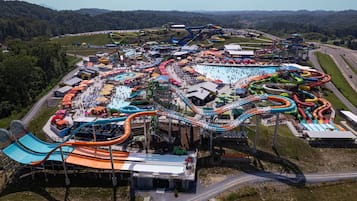 Inomhuspool och uppvärmd pool