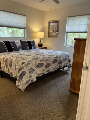 4 makuuhuonetta, silitysrauta/-lauta, Wi-Fi, vuodevaatteet