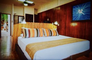 1 bedroom, in-room safe, free WiFi, bed sheets