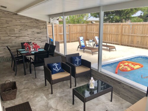 * UUSI * POHJOISSA POOL * PALM BEACH VACATION HOME 🏡 