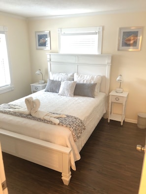 3 bedrooms, iron/ironing board, WiFi, bed sheets