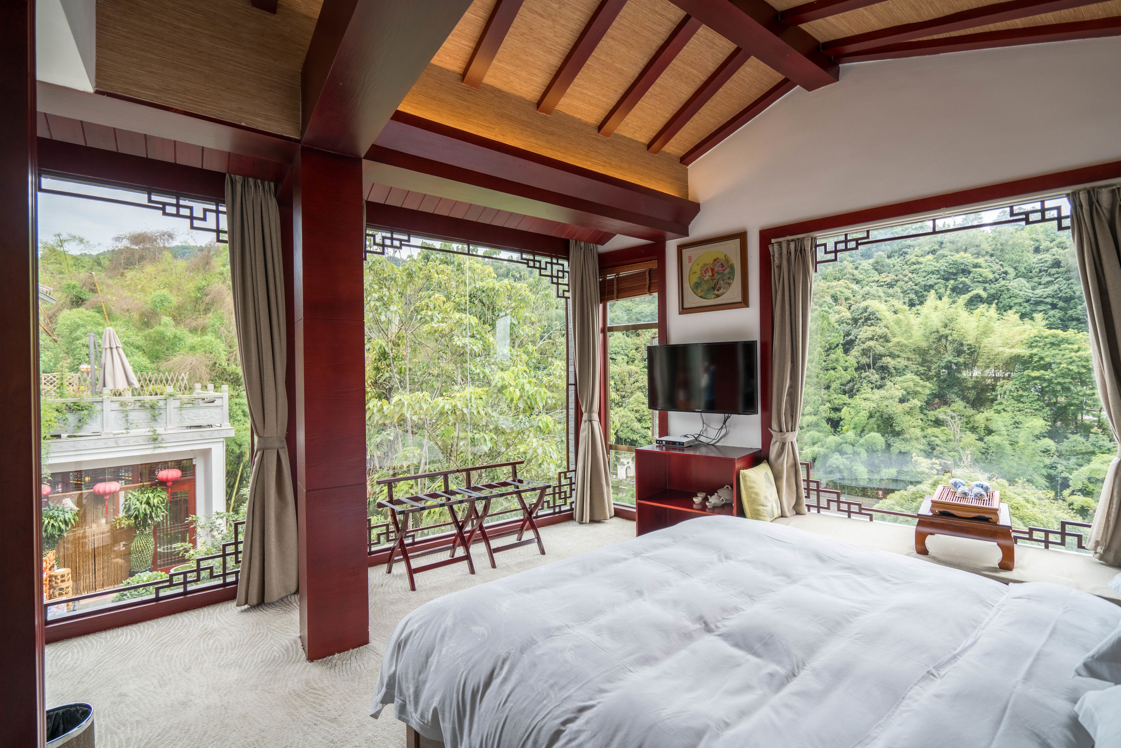 Premium bedding, pillowtop beds, desk, blackout drapes