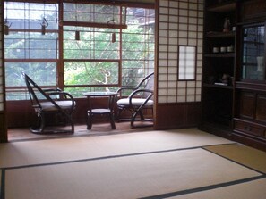 Down comforters, individually decorated, individually furnished - Atami Ikkyuan (Atami)