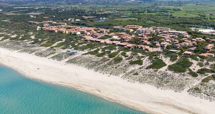 Wonderful private villa for 12 people with WIFI, private pool, A/C, TV, patio and pets allowed