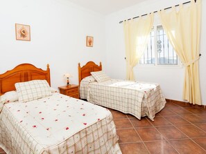 3 slaapkamers, reisbedje, gratis wifi