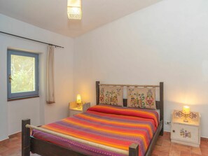 5 bedrooms, travel cot, free WiFi - Wonderful private villa with WIFI, A/C, private pool, TV, terrace, pets allowed and panoramic view (Trinità D'agultu)