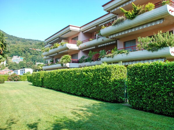 Exterior - Cosy apartment for 4 people with pool, WIFI, TV, patio and pets allowed (Magliasina)