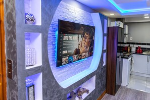 Studio, mit Bad (Studio Apartment)