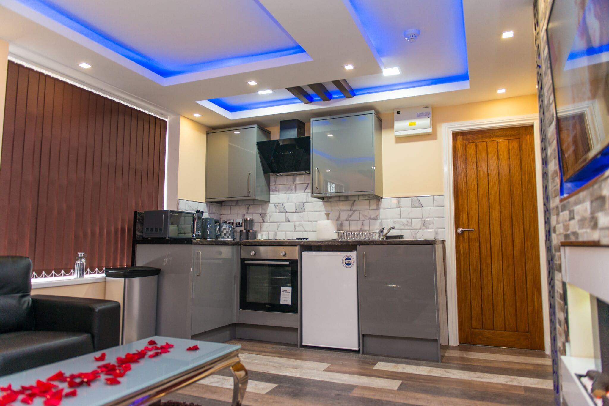 เอ็กเซกคิวทีฟอพาร์ทเมนท์, ห้องน้ำในตัว | ครัวส่วนตัว