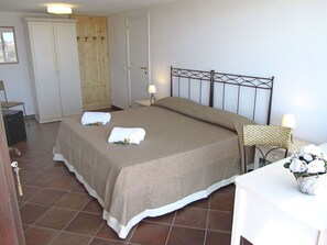 7 slaapkamers, reisbedje, gratis wifi