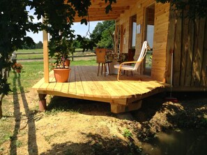 Familietrehytte, 3 soverom, ikke-røyk | Terrasse/patio