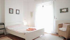 2 habitaciones, tabla de planchar con plancha y wifi gratis 