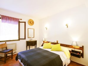 4 bedrooms, iron/ironing board, WiFi - Perret - Javea, Costa Blanca (Javea)