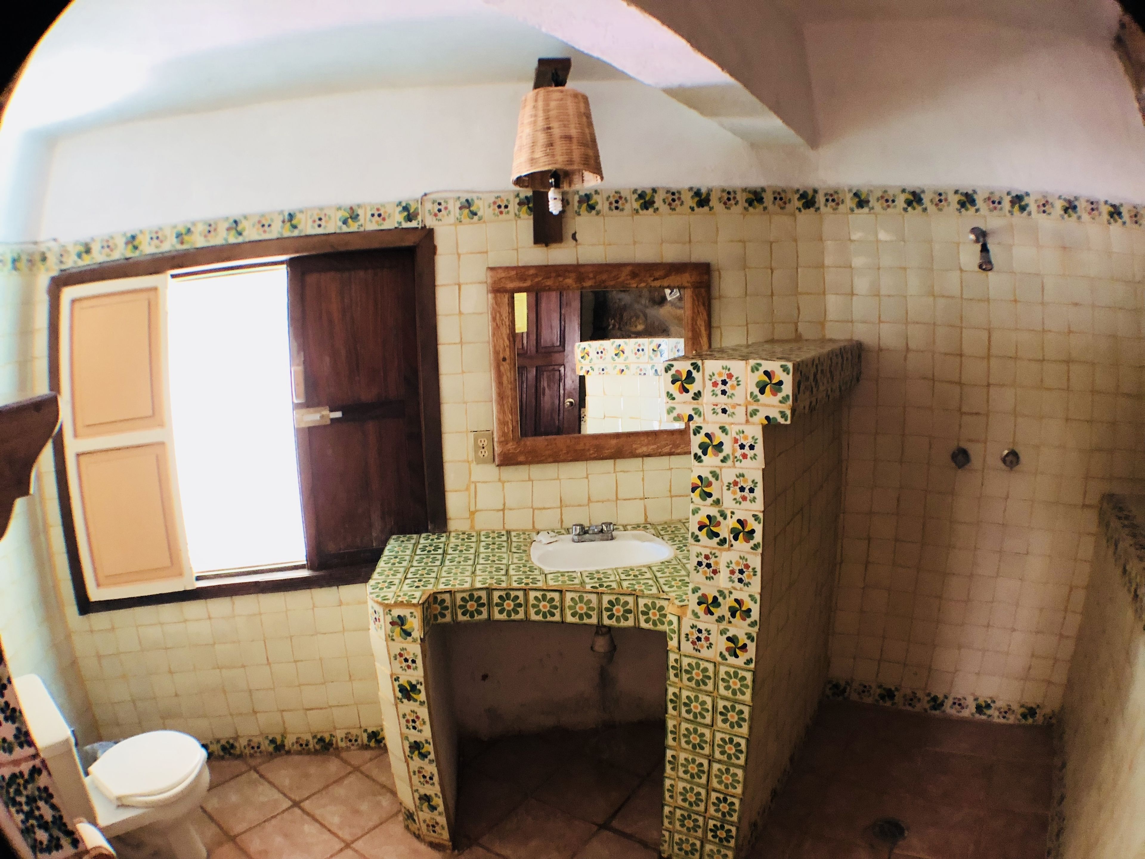 quadruple room, 2 double beds, non smoking | bathroom | shower, free toiletries, towels