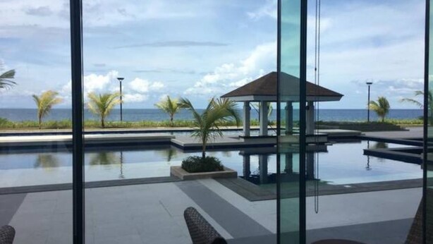 Gambar tidak terklasifikasi, 1 dari 41, tombol